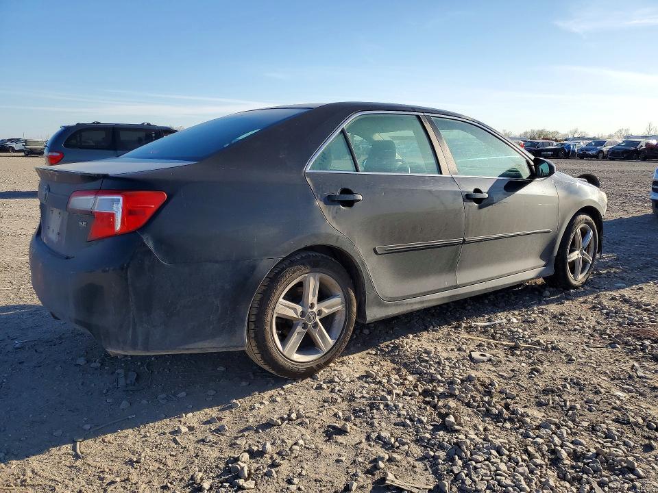 2014 Toyota Camry se