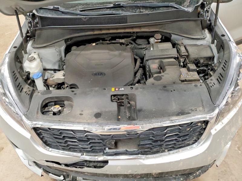 2019 KIA Sorento lx V6
