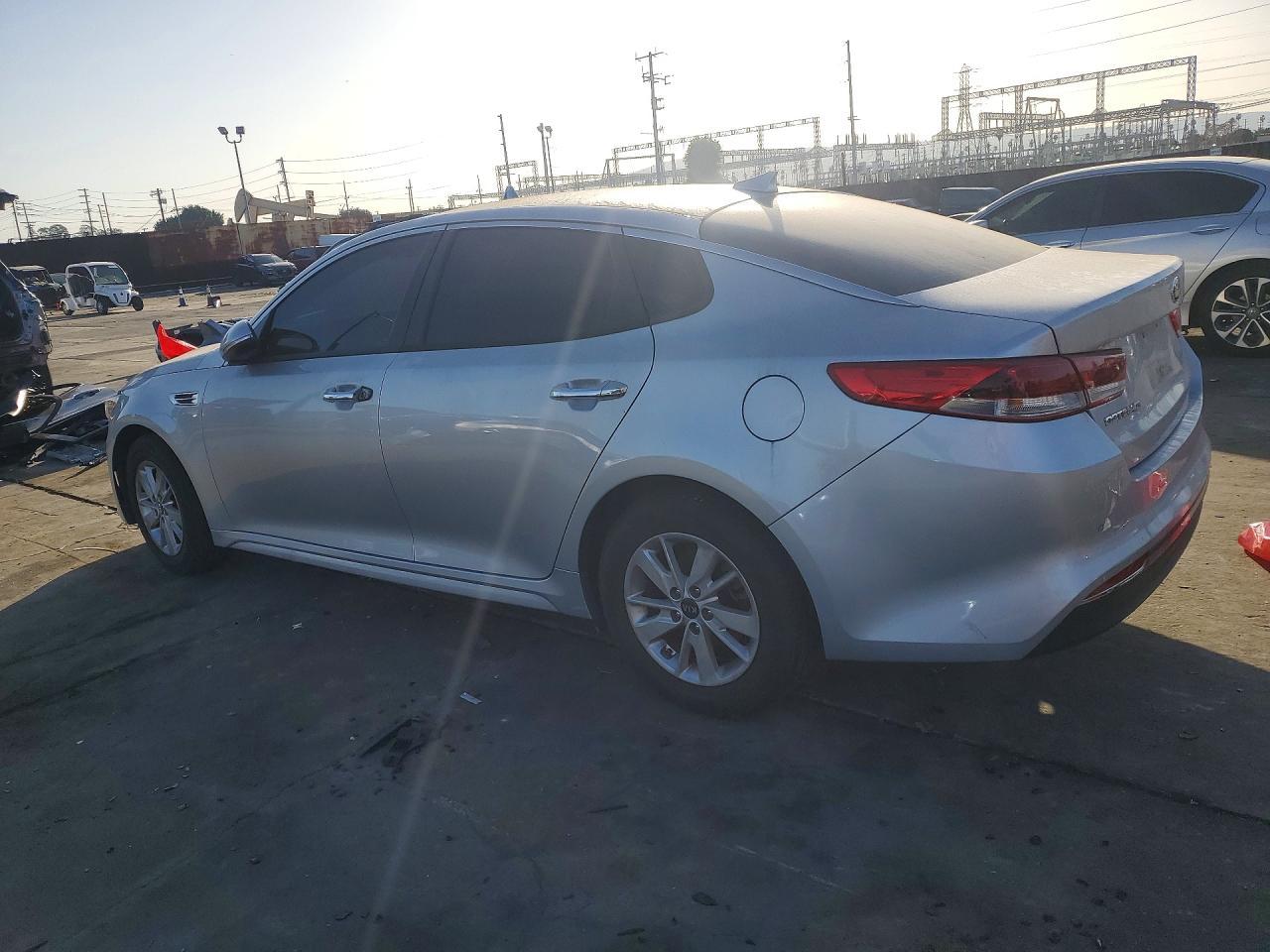 2018 KIA Optima lx