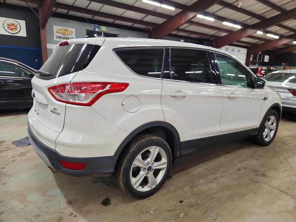 2016 Ford Escape se