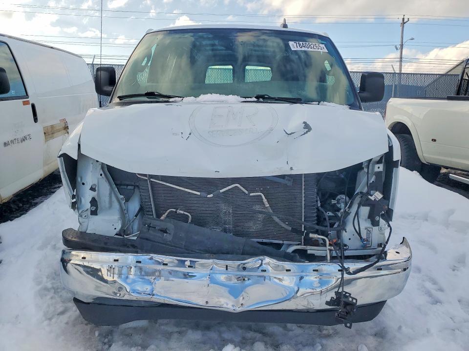 2021 GMC Savana G2500