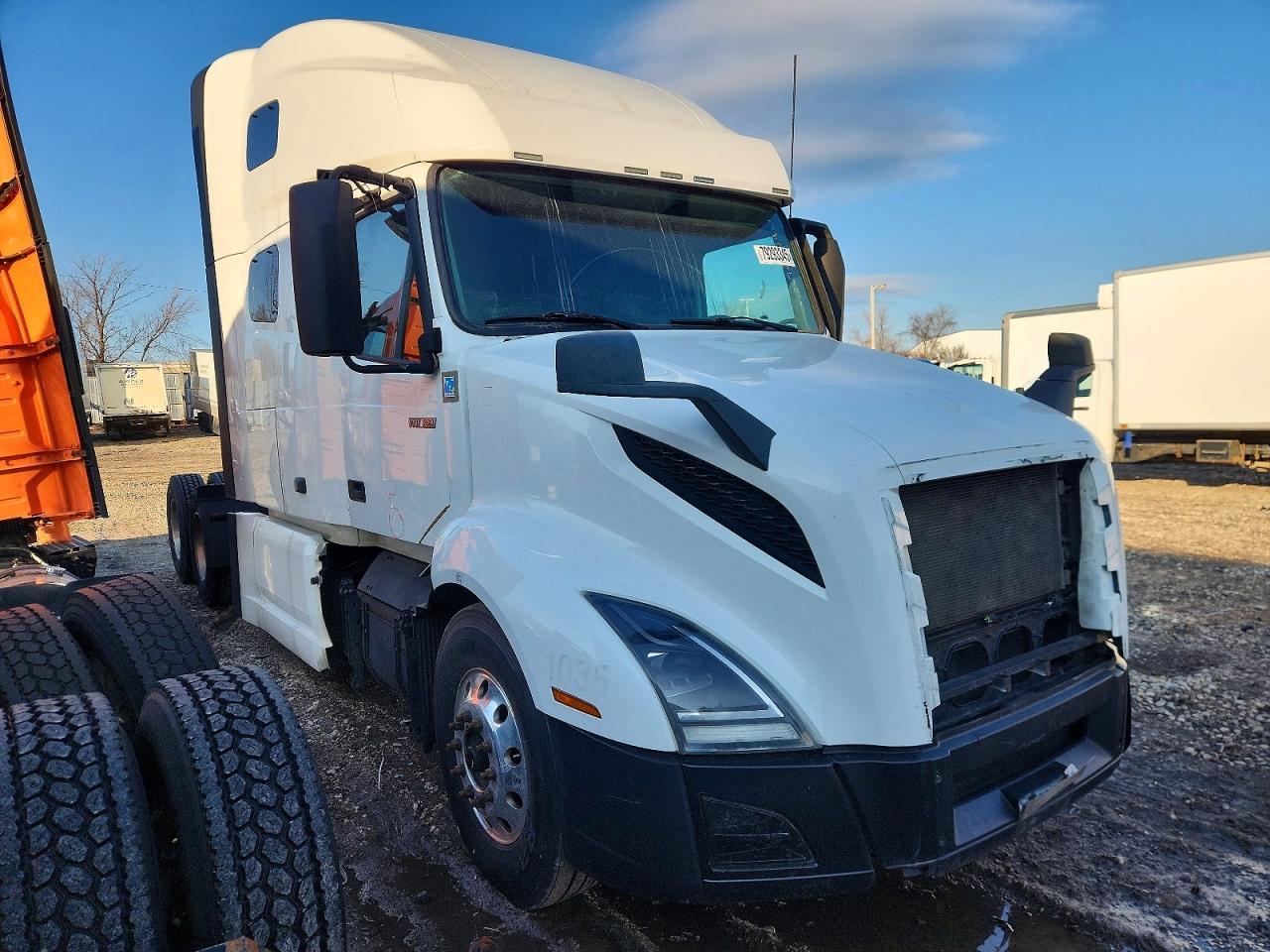 2020 Volvo VNL Semi Truck