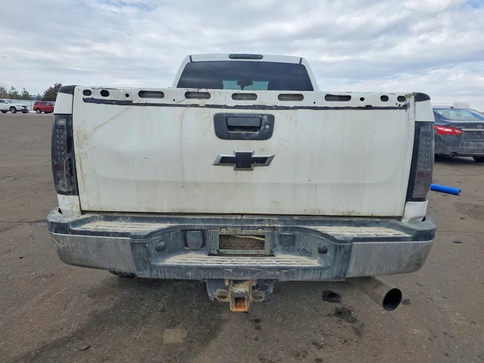 2011 Chevrolet Silverado K3500 lt