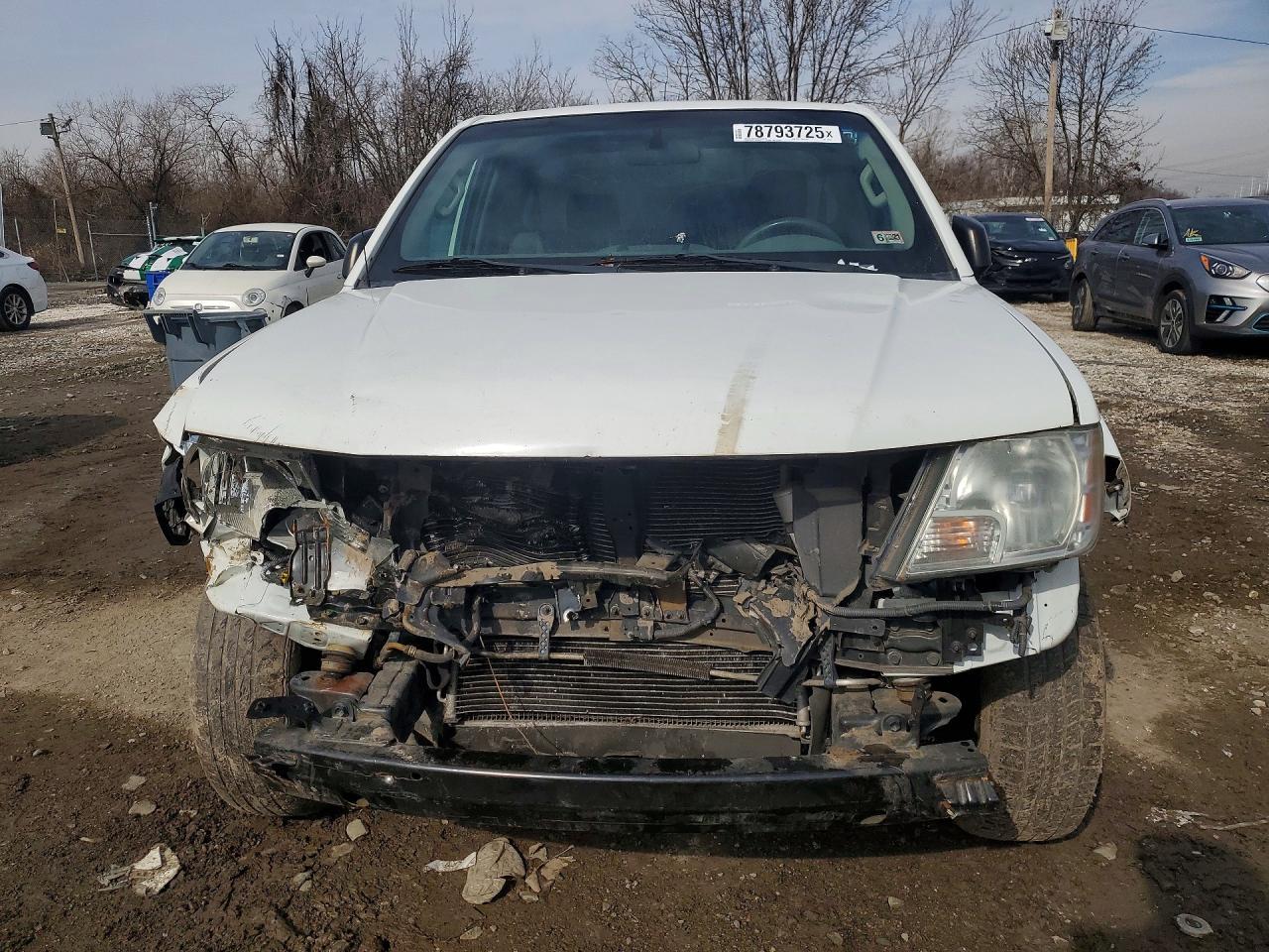 2015 Nissan Frontier S