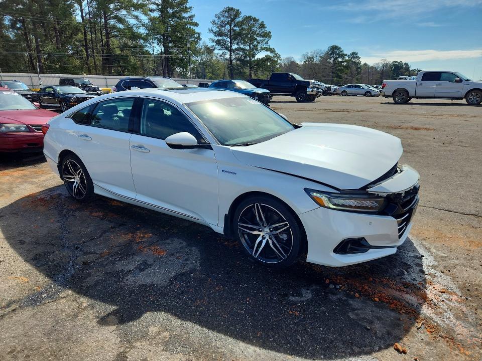 2022 Honda Accord Touring Hybrid