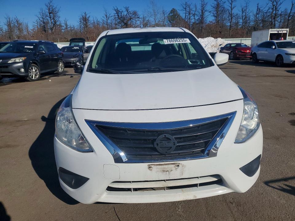2017 Nissan Versa 1.6 sv