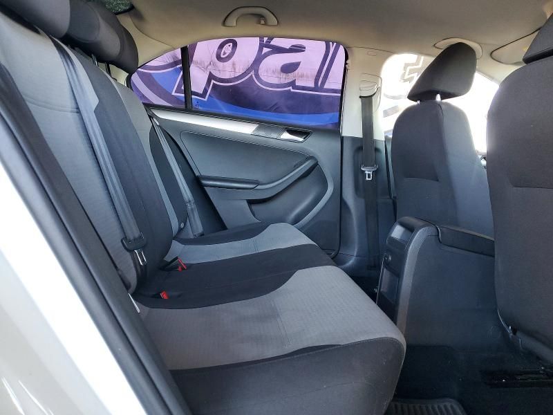 2018 Volkswagen Jetta s