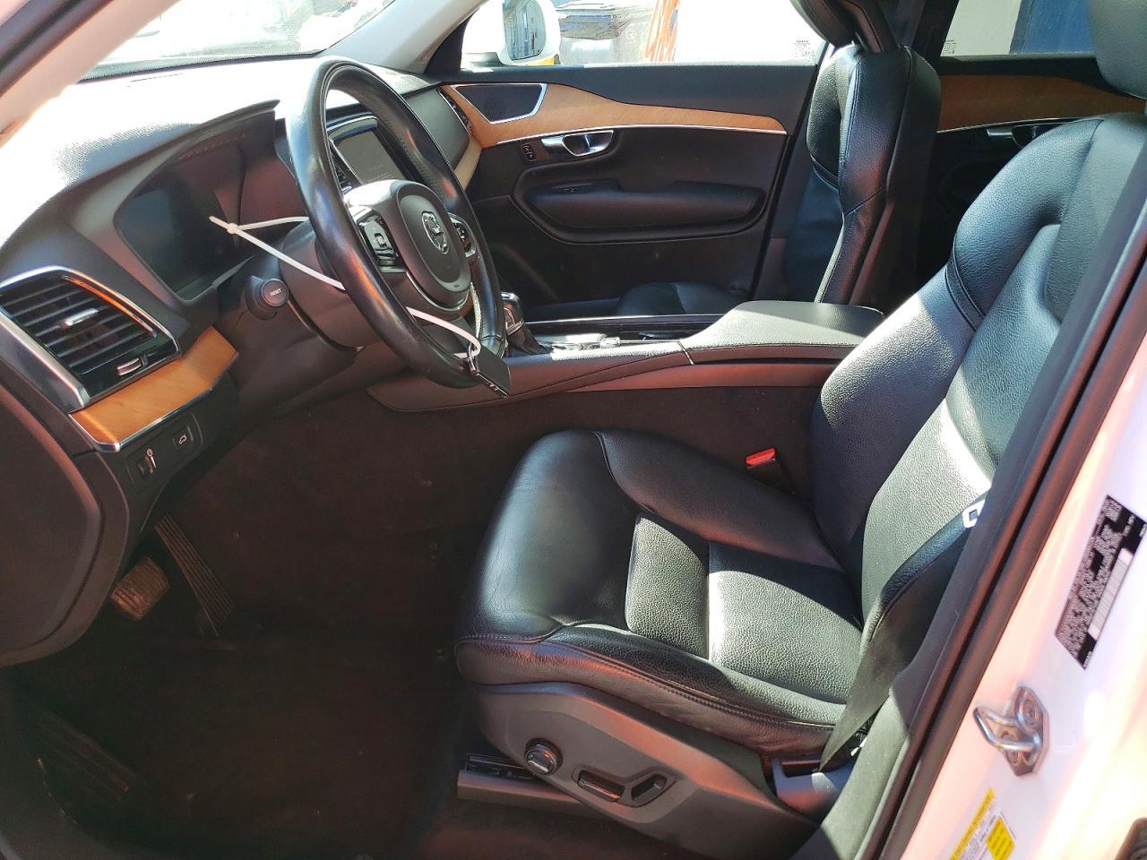 2021 Volvo Xc90 T6 Momentum