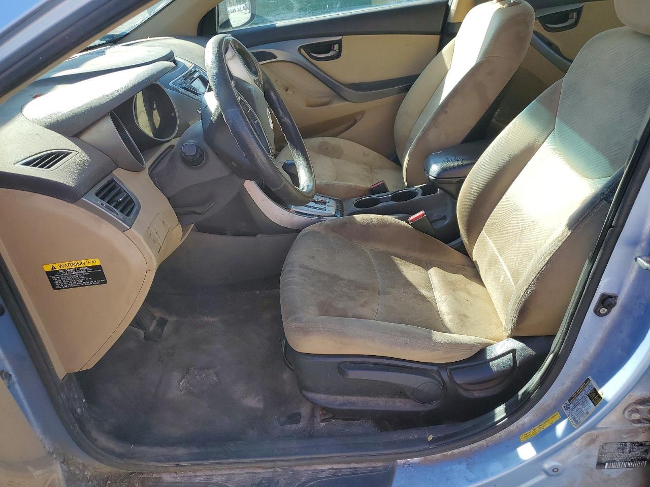 2012 Hyundai Elantra gls