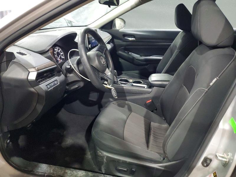 2024 Nissan Altima sv
