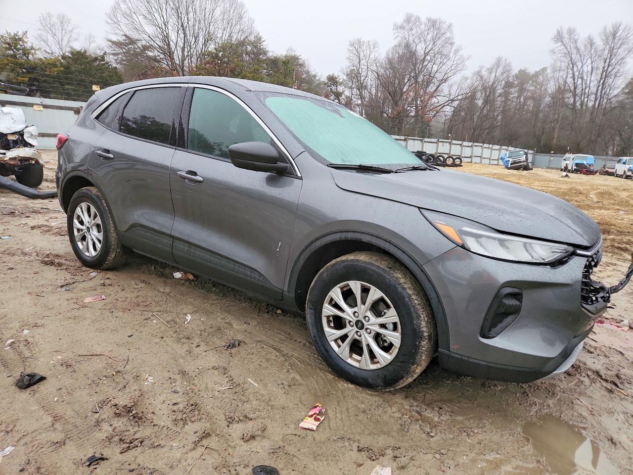 2024 Ford Escape