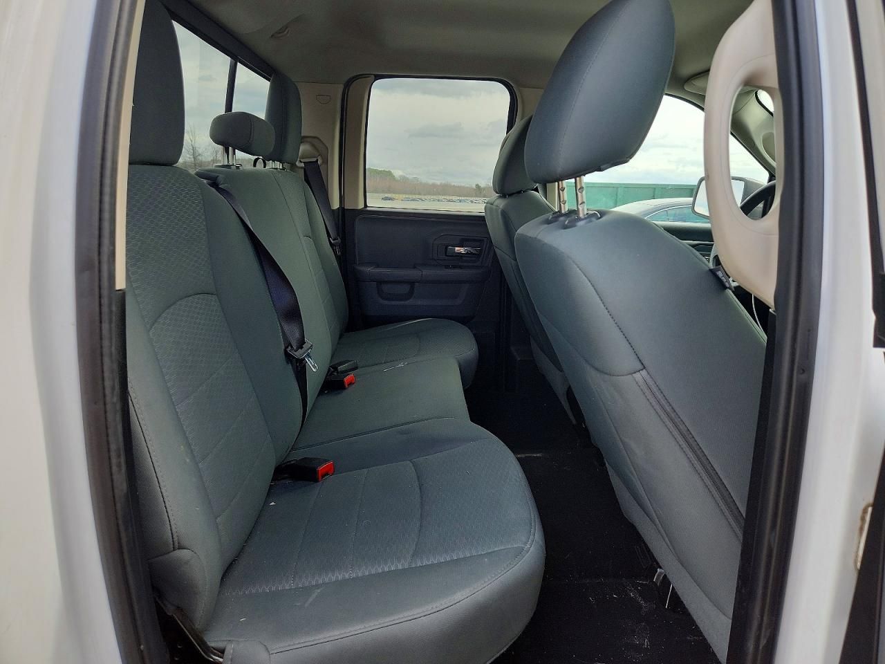 2015 Dodge RAM 1500 SLT