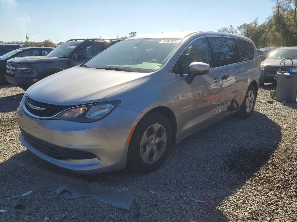 2017 Chrysler Pacifica lx