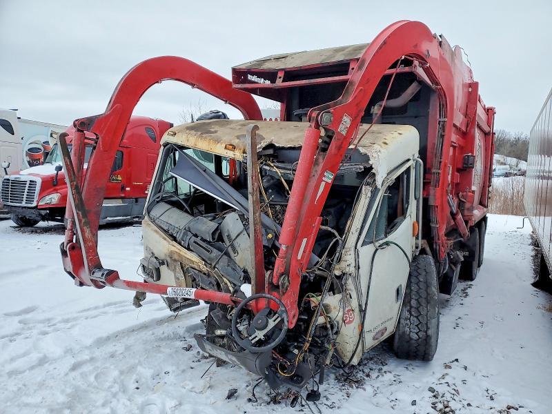 2019 Peterbilt 520