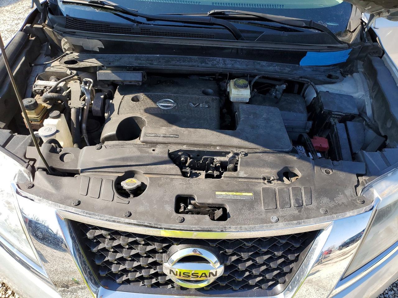 2014 Nissan Pathfinder sl