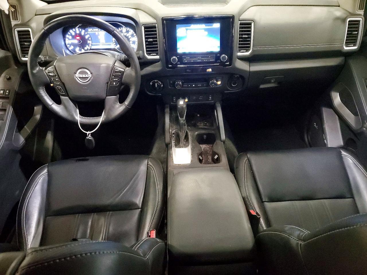2023 Nissan Frontier SV