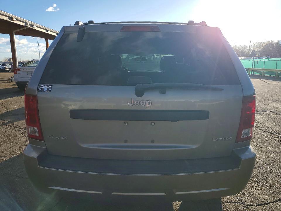 2005 Jeep Grand Cherokee Laredo