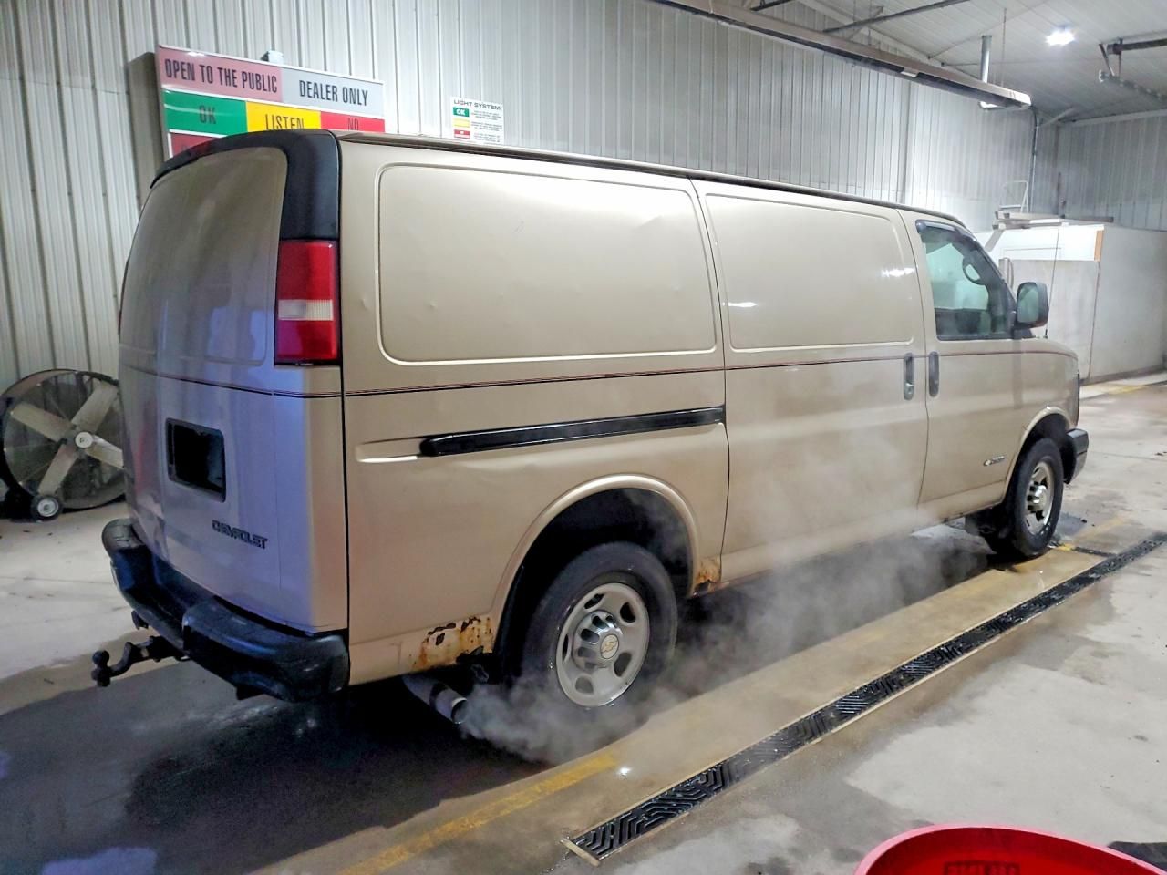 2005 Chevrolet Express G2500