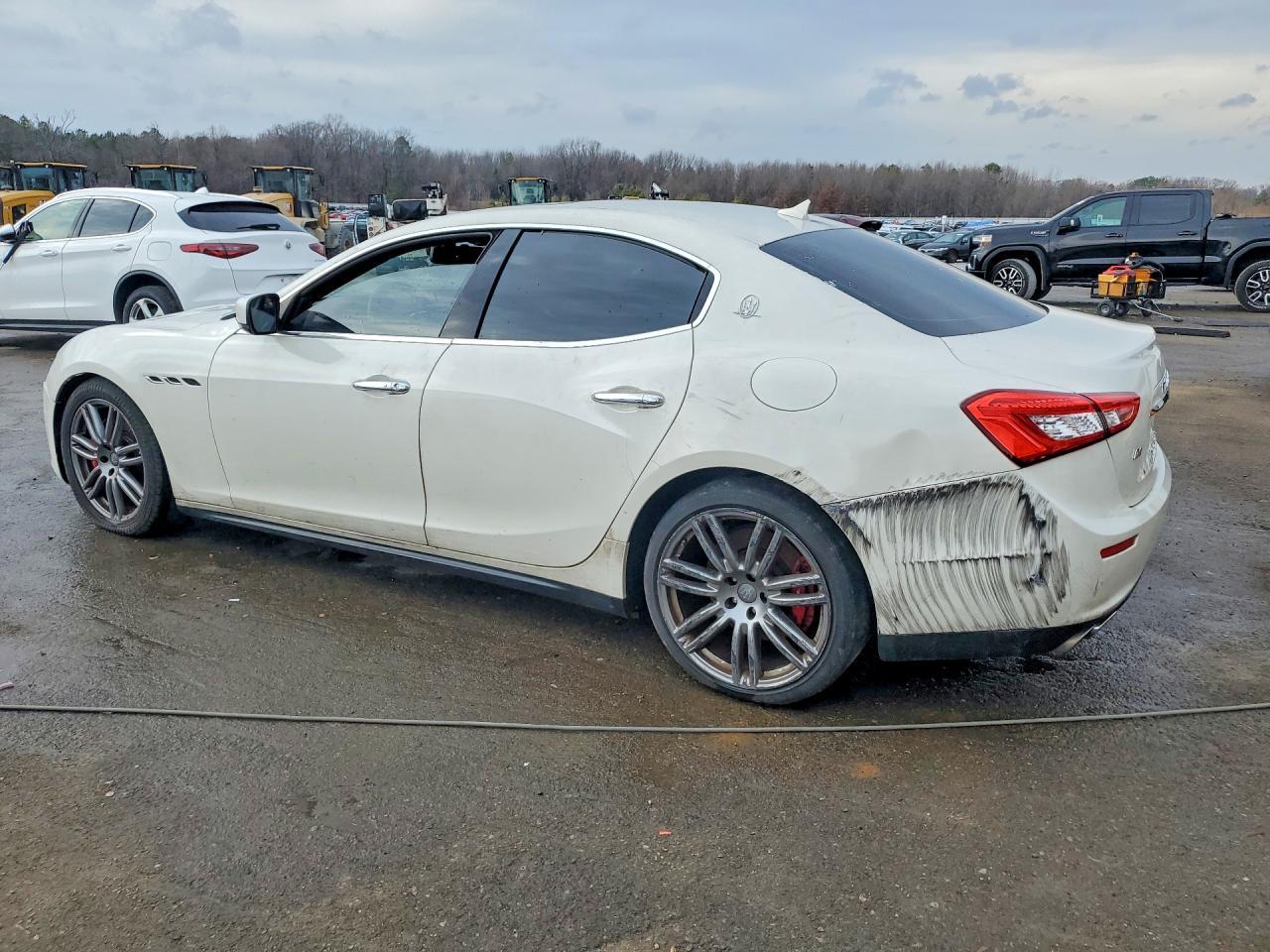 2016 Maserati Ghibli s