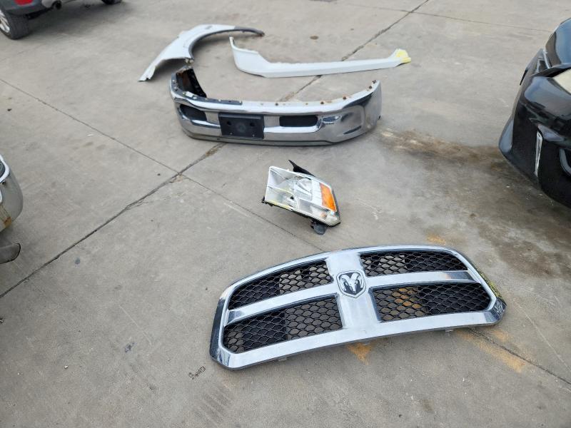 2013 Dodge RAM 1500 SLT