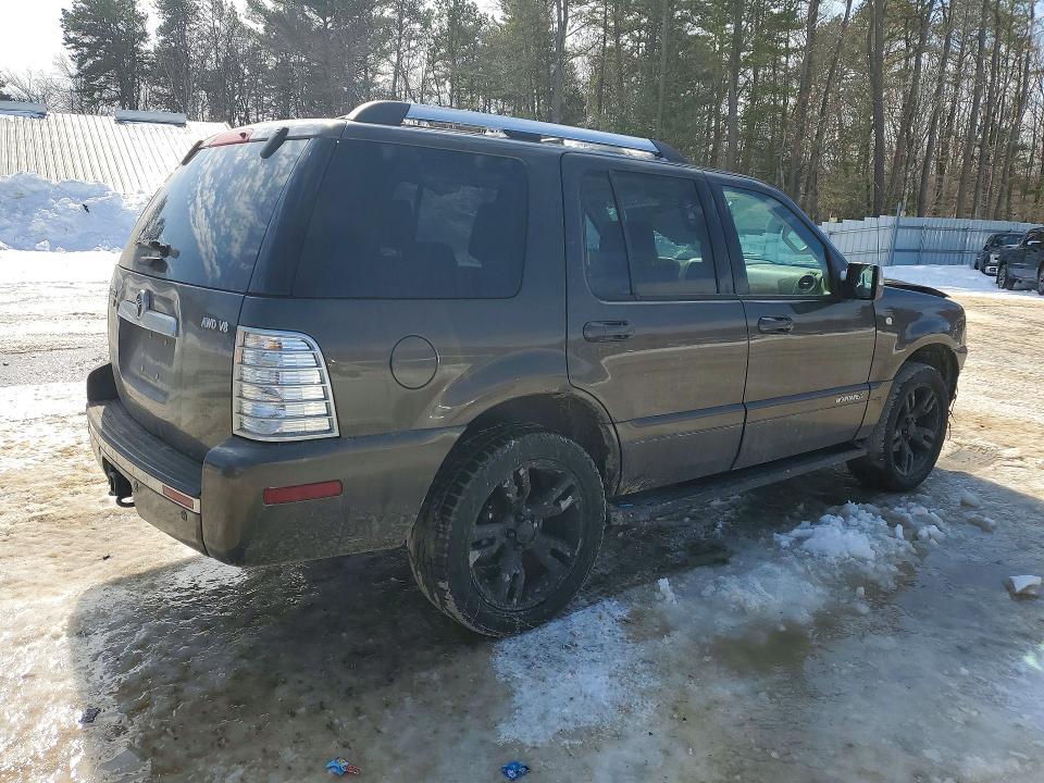 2008 Mercury Mtneer 4D