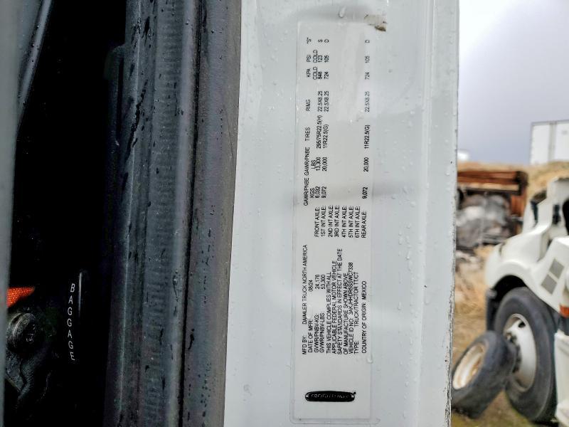 2025 Freigliner Cascadia 126