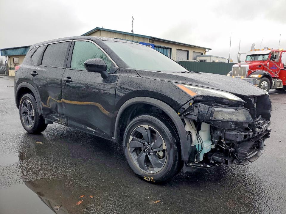 2025 Nissan Rogue sv