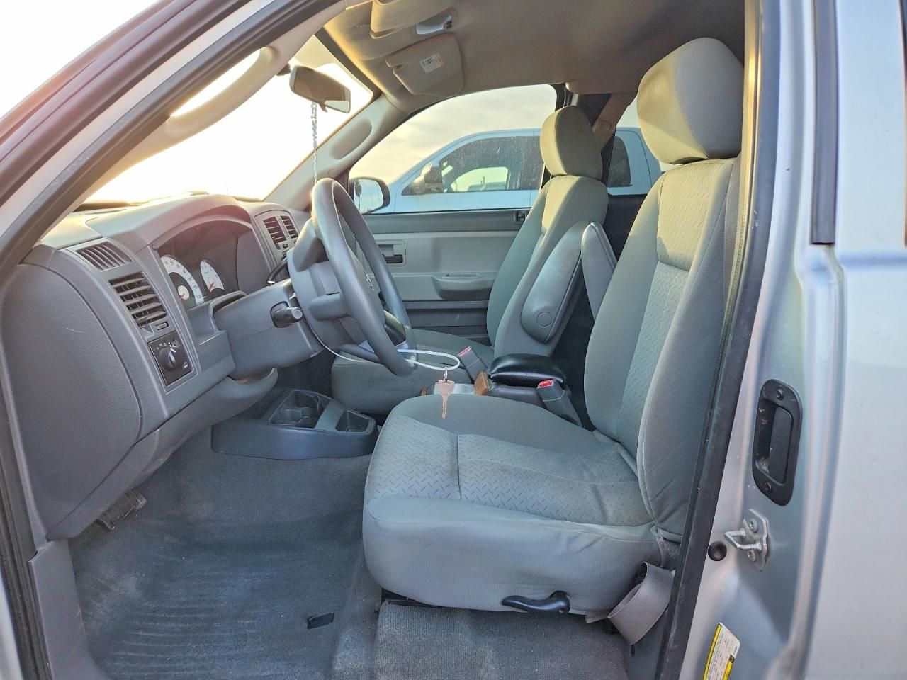 2007 Dodge Dakota st