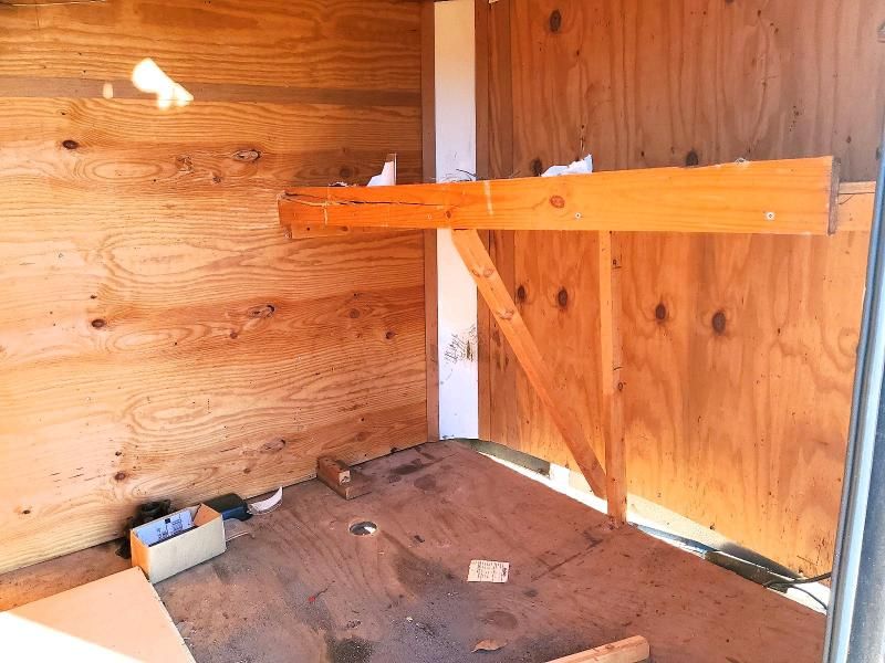 2000 Homesteader 612hs