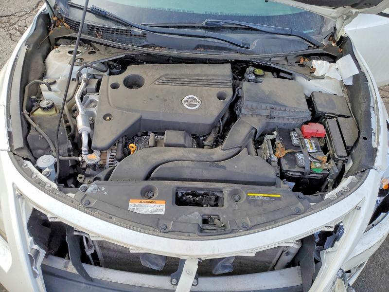 2015 Niss Altima 2.5 sv