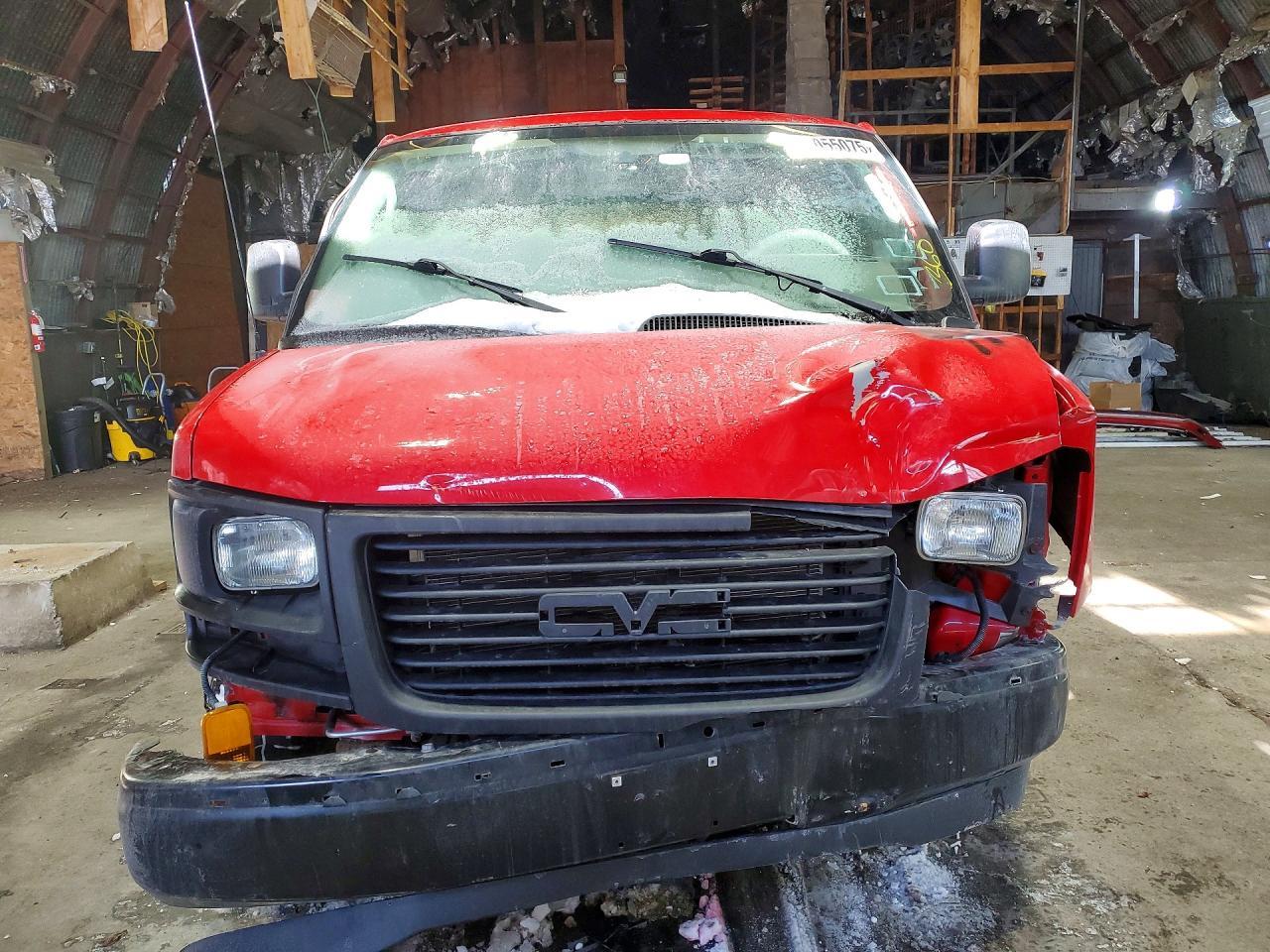 2017 GMC Savana 3500 Cargo Utility / Service Van