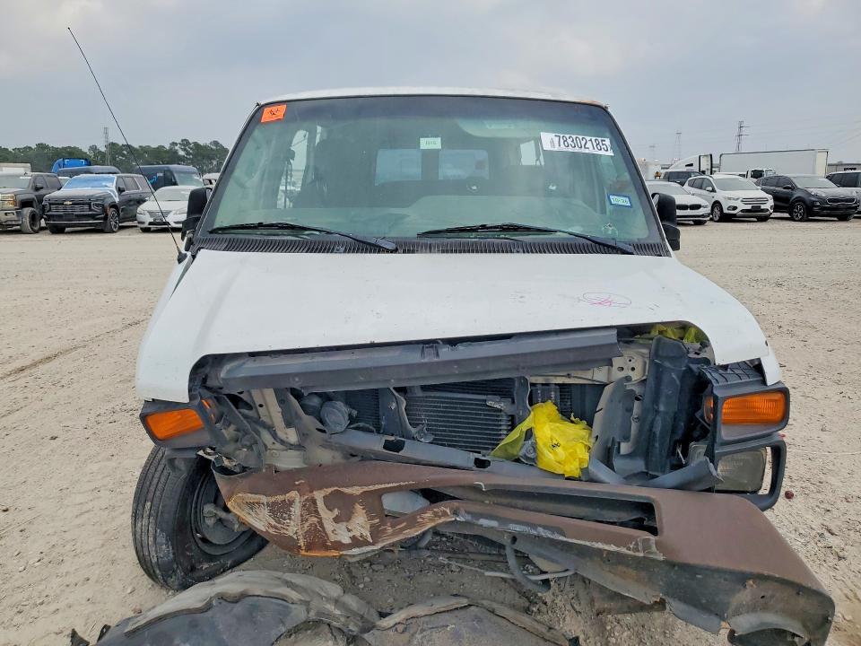 2009 Ford Econoline E350 Super Duty Wagon