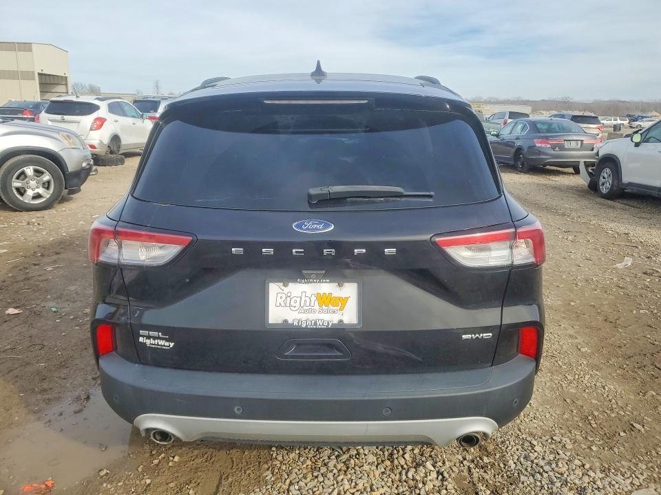 2021 Ford Escape sel