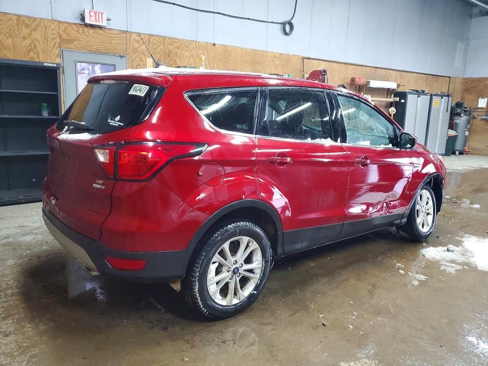 2019 Ford Escape se
