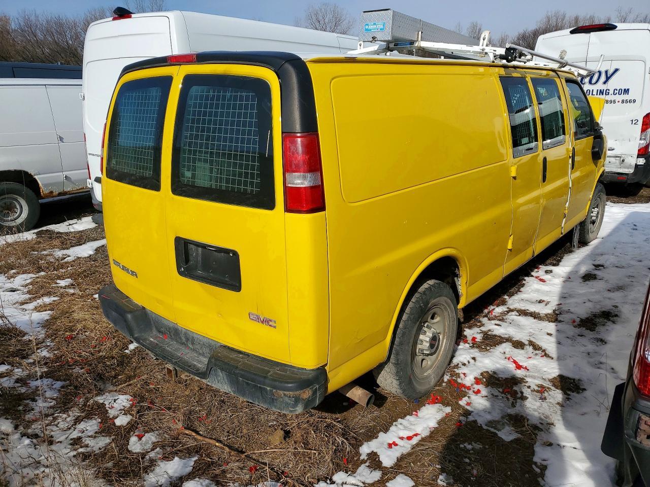 2016 GMC Savana G35 Delivery van