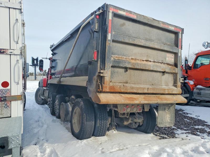 2016 Mack GU700 Dump Truck