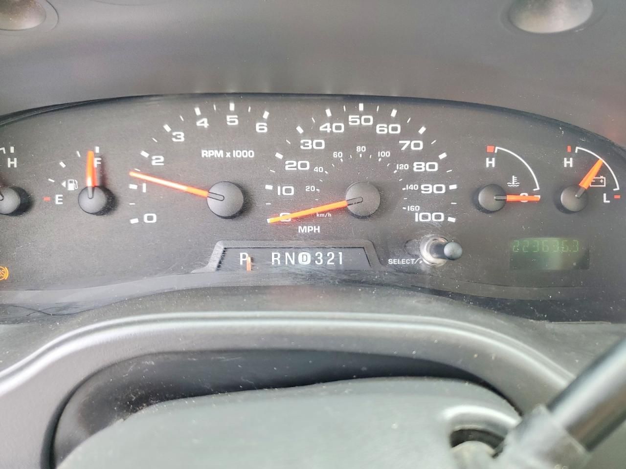 2005 Ford Econoline E350 Super Duty Cutaway Van