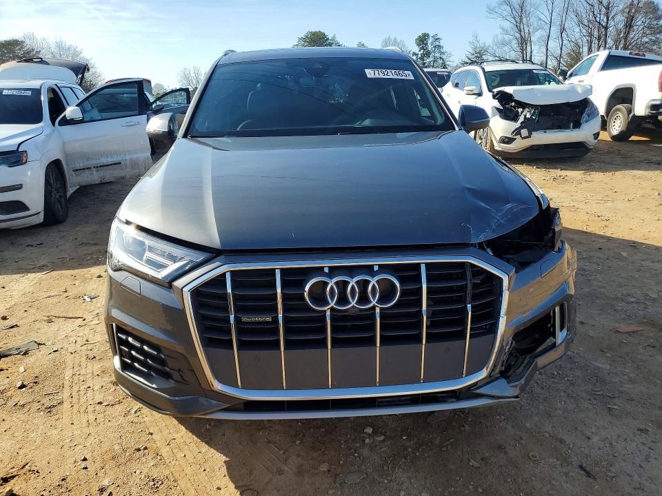 2021 Audi Q7 Premium Plus