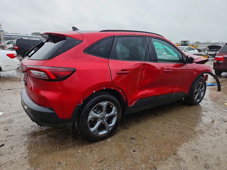 2025 Ford Escape st Line