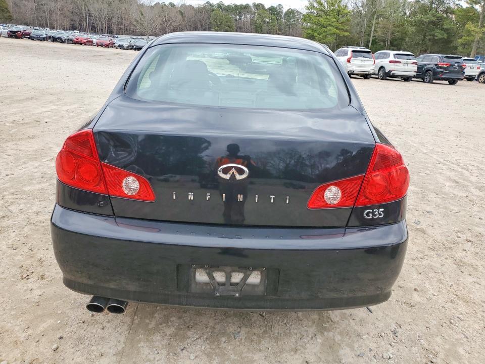 2005 Infinity G35 Base