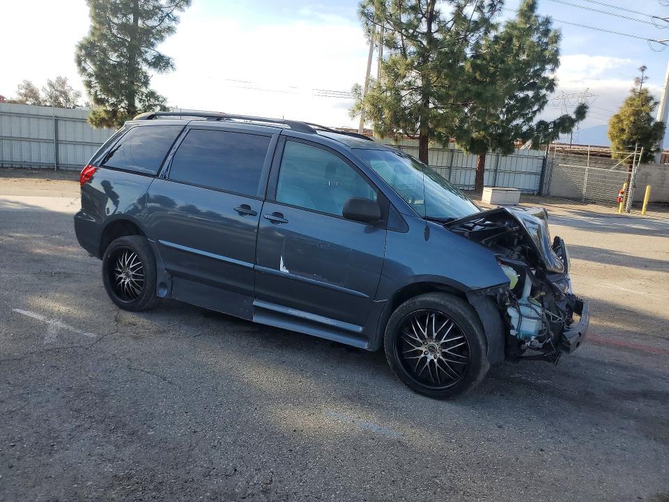 2006 Toyota Sienna ce