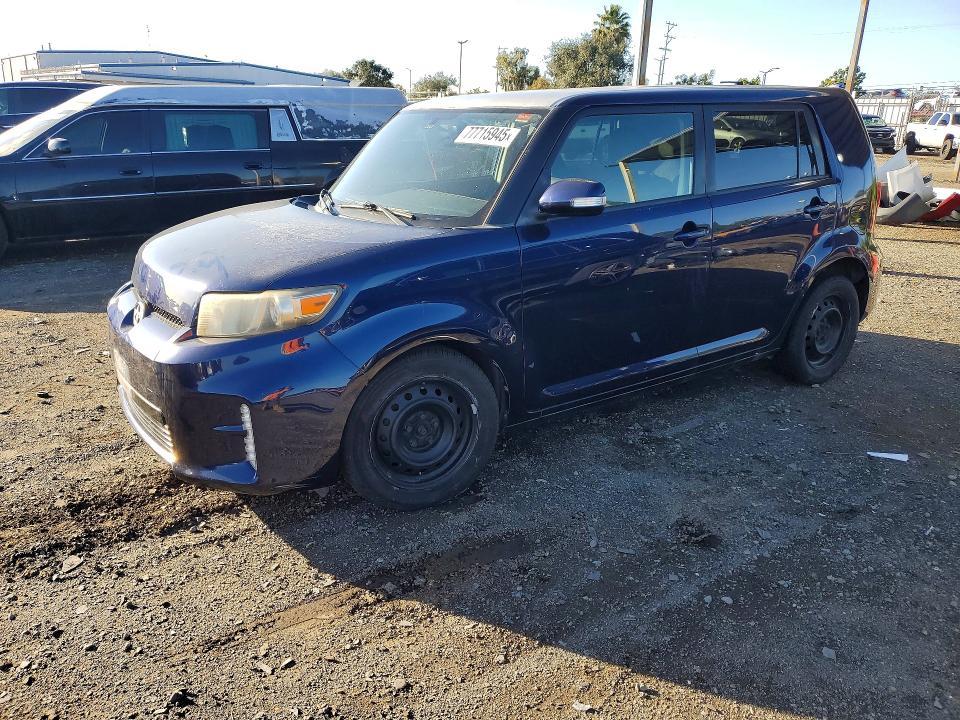 2014 Scion XB