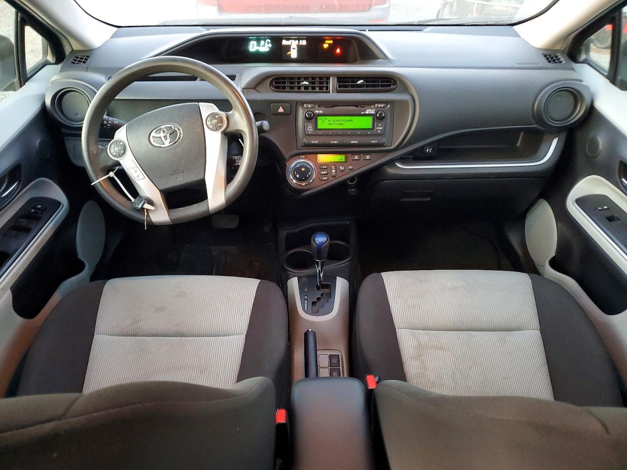 2014 Toyota Prius c