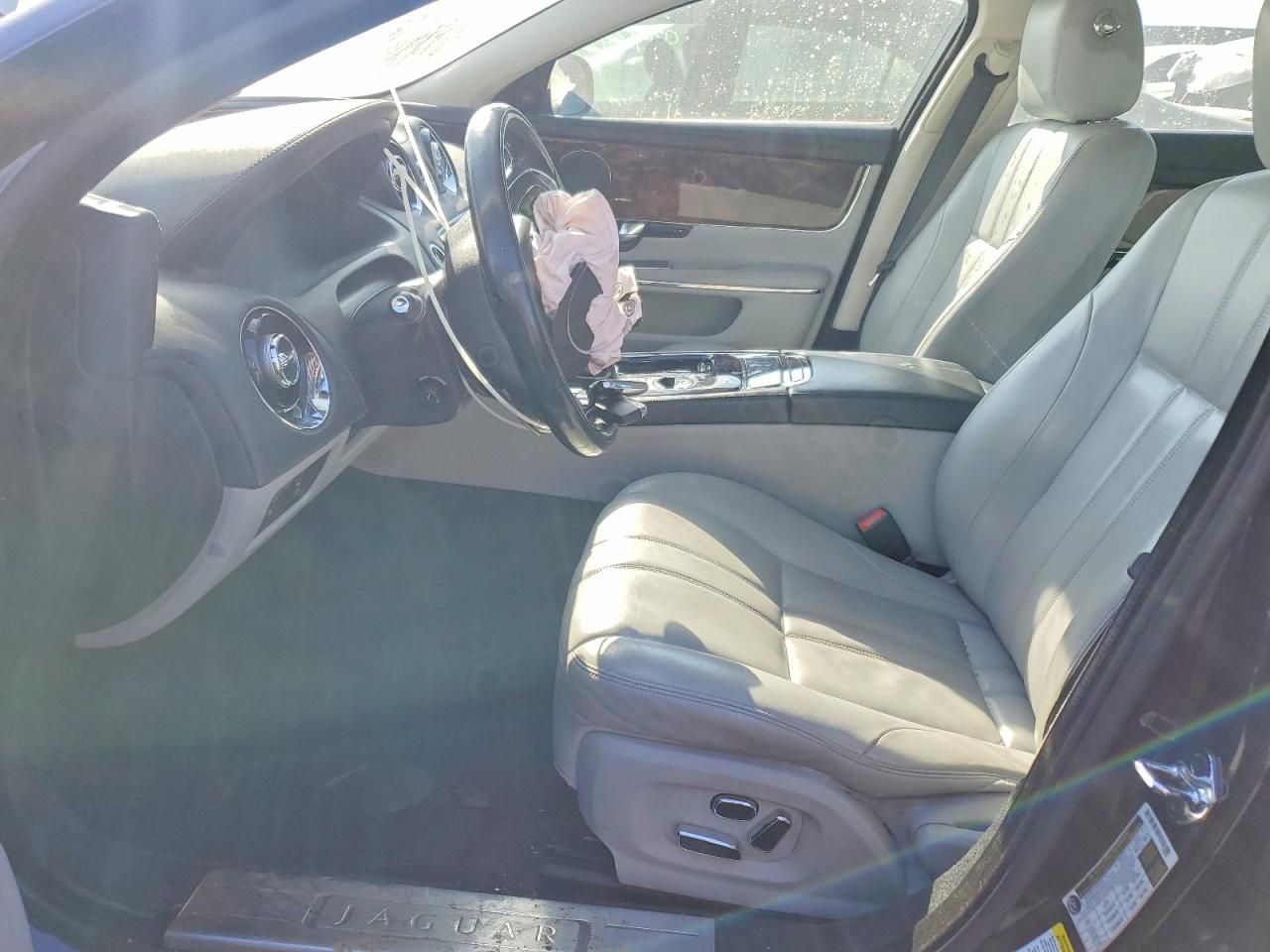 2013 Jaguar XJ