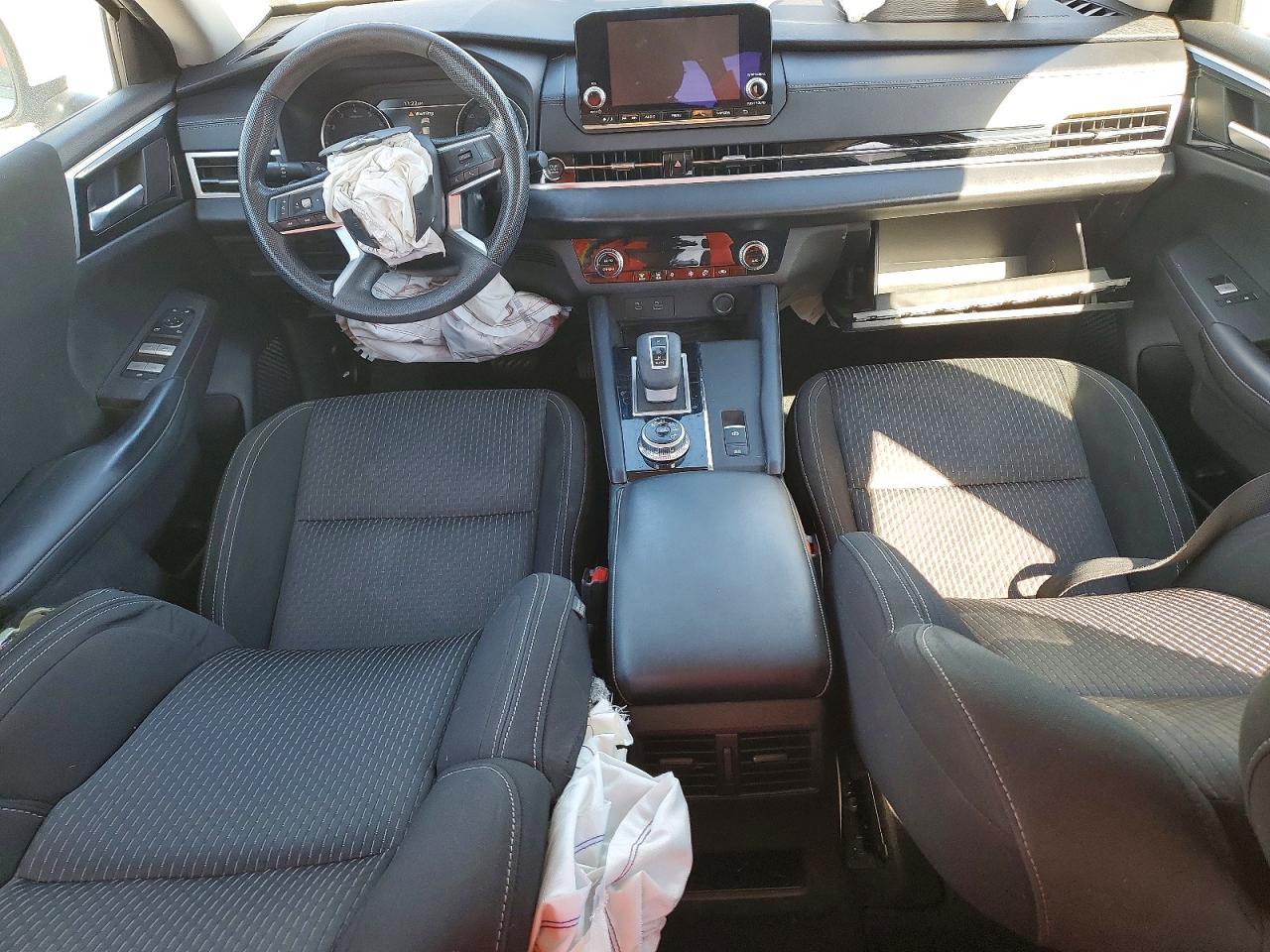 2022 Mitsubishi Outlander es