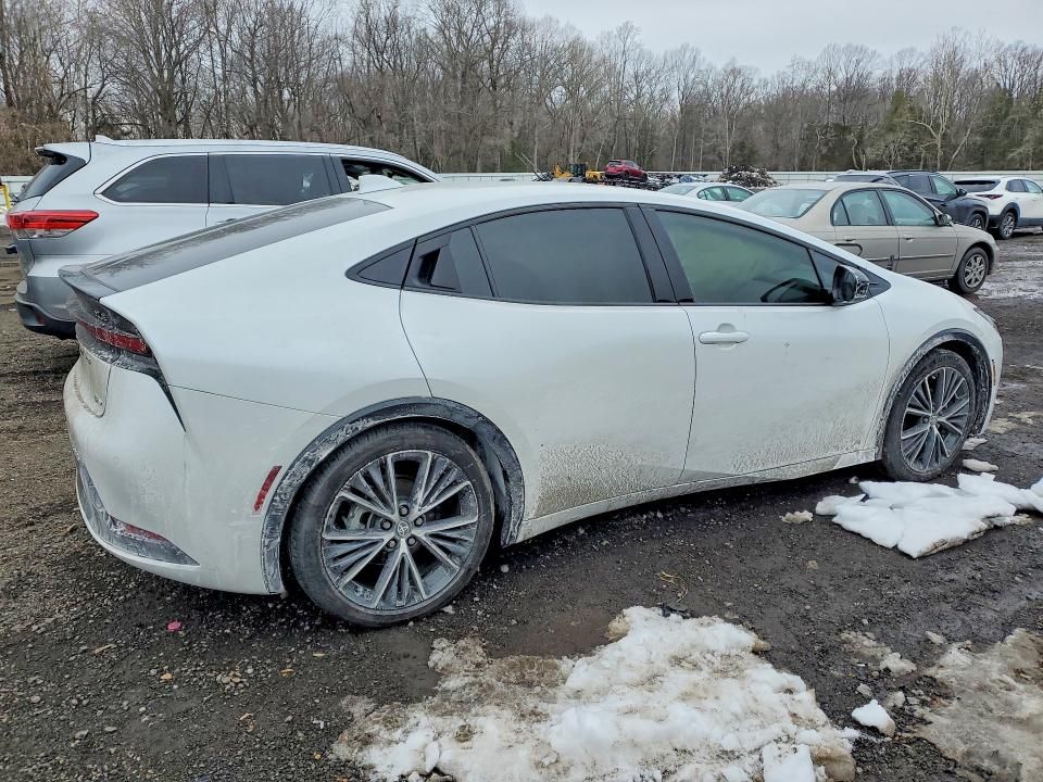 2024 Toyota Prius le