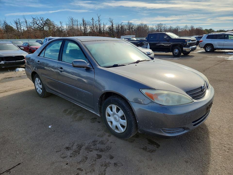 2003 Toyota Camry le