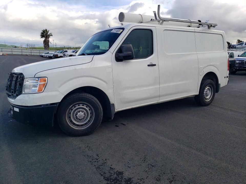 2018 Niss NV Cargo 2500 HD S S