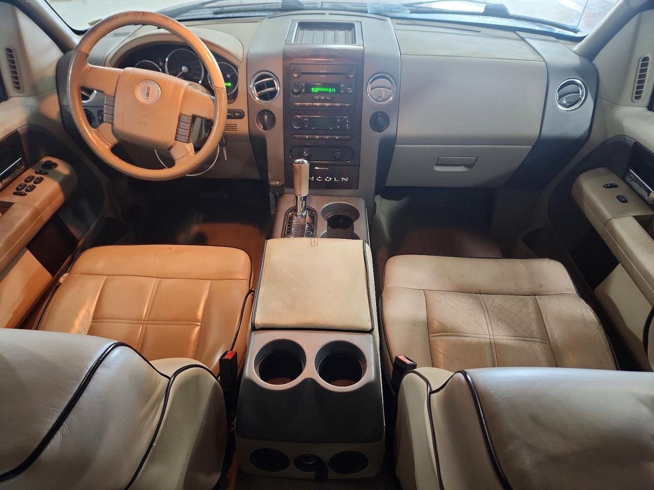 2006 Lincoln Townhouse Mark LT