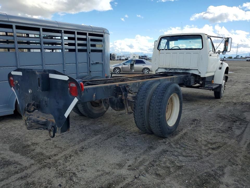 1997 Ford F700 Truck Cab AND Chassis